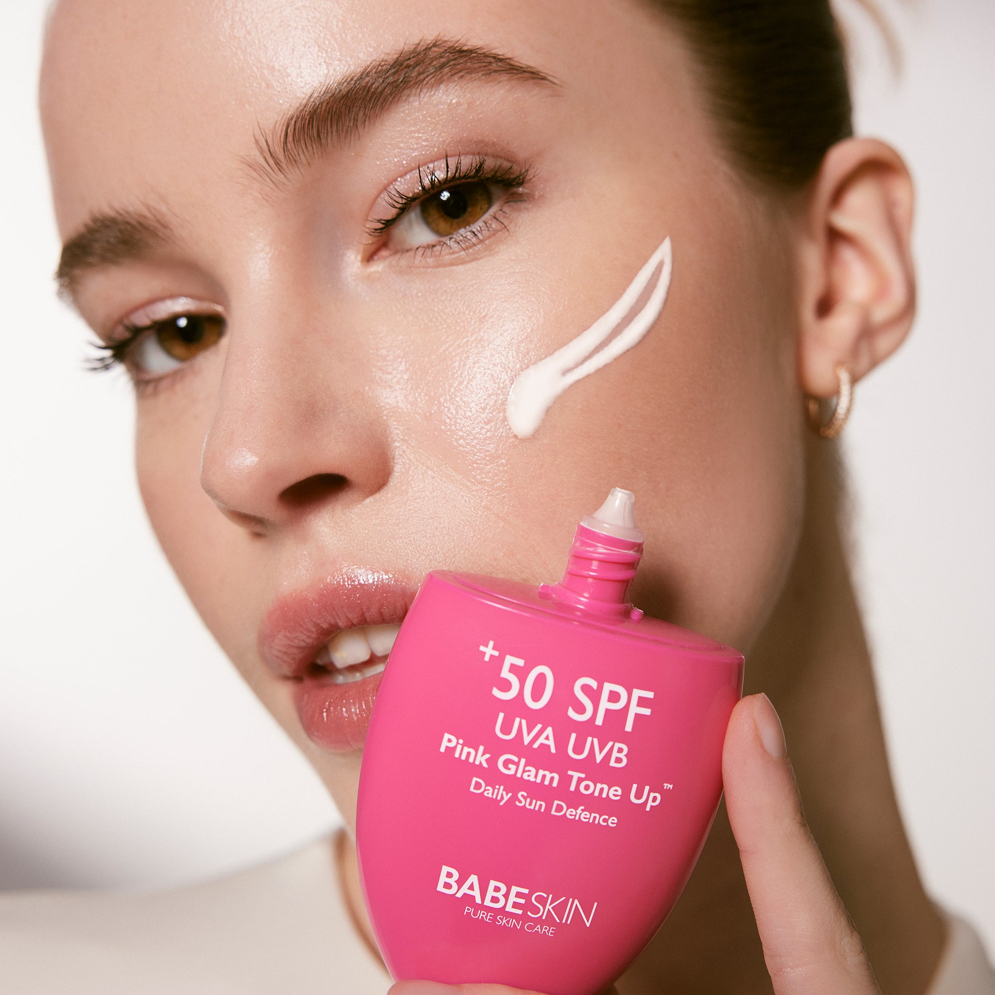 Pink Glam Tone Up